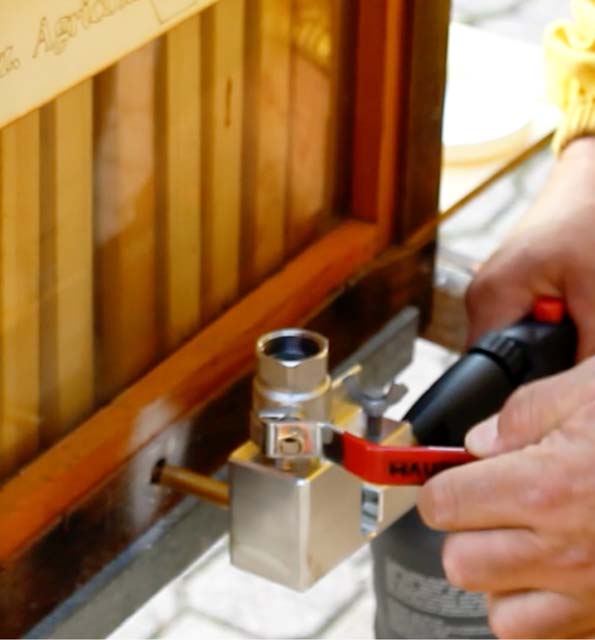 ianua-api-ossalic-smoker-sublimatore-acido-ossalico-professionale